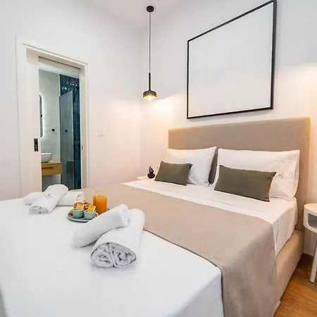Apartamento Iaspis Luxury With Jacuzzi Bendevís