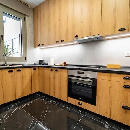 Apartamento Iaspis Luxury With Jacuzzi Bendevís