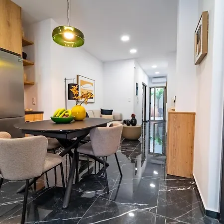 Apartamento Iaspis Luxury With Jacuzzi Bendevís