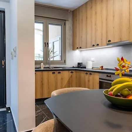 Iaspis Luxury With Jacuzzi Apartamento