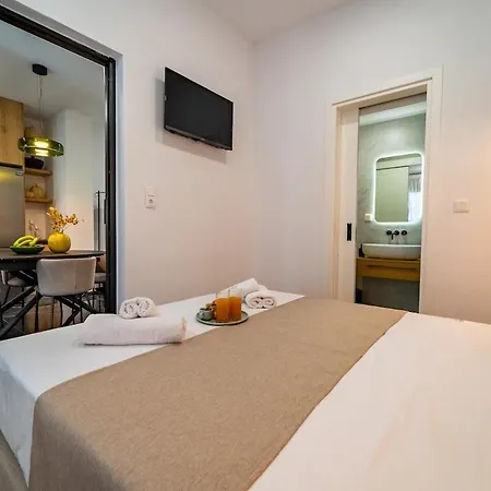 Iaspis Luxury With Jacuzzi
